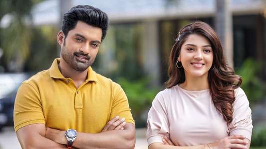 Entha Manchivaadavuraa - Backdrops