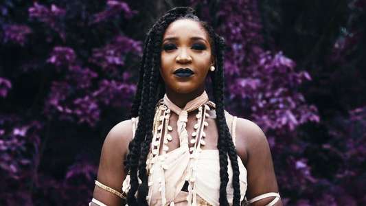 Nneka the Pretty Serpent - Backdrop