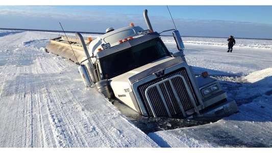The Ice Road - Backdrop