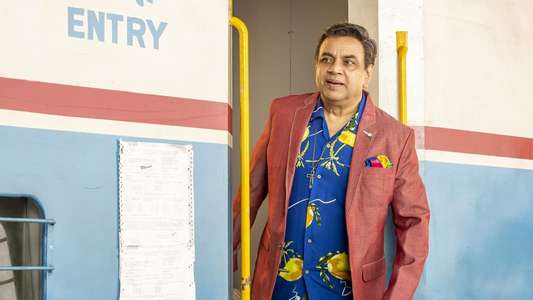 Coolie No. 1 - Backdrops