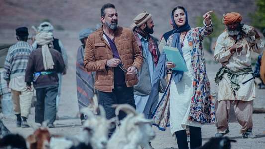 Torbaaz - Backdrops
