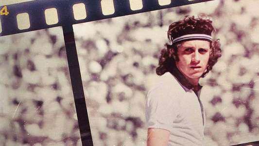 Guillermo Vilas: Settling the Score - Backdrop