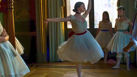 Degas et moi - Backdrop