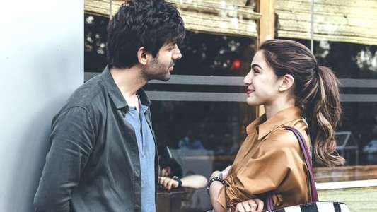 Love Aaj Kal 2 - Backdrop