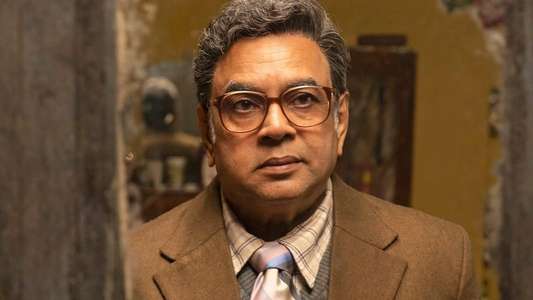 Sharmaji Namkeen - Backdrop