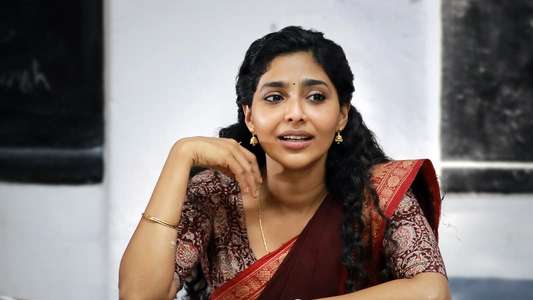 Archana 31 Not Out - Backdrop