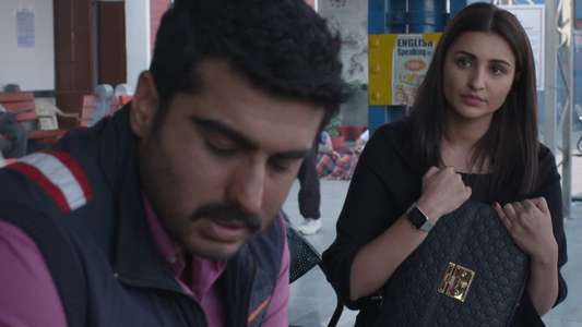 Sandeep aur Pinky Faraar - Backdrops