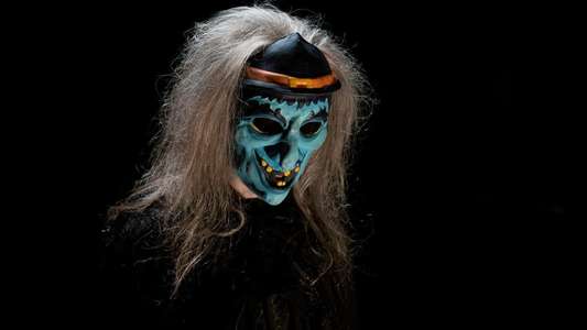 Haunt - Backdrop