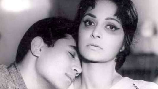 Khamoshi - Backdrops