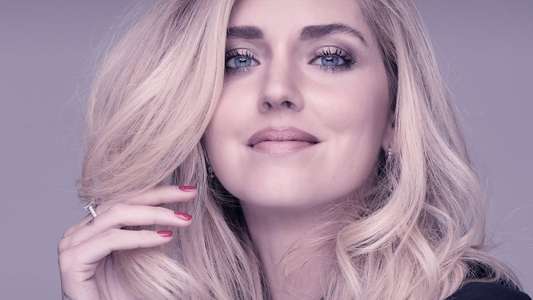 Chiara Ferragni - Unposted - Backdrop