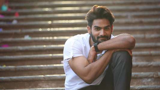 Guna 369 - Backdrop