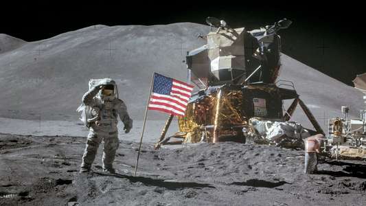 Apollo: Missions to the Moon - Backdrops