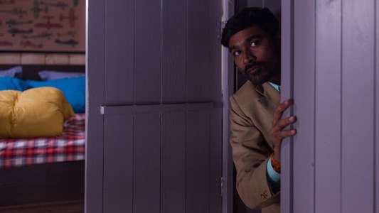 The Extraordinary Journey of the Fakir - Backdrop