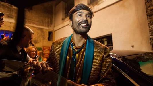 The Extraordinary Journey of the Fakir - Backdrop