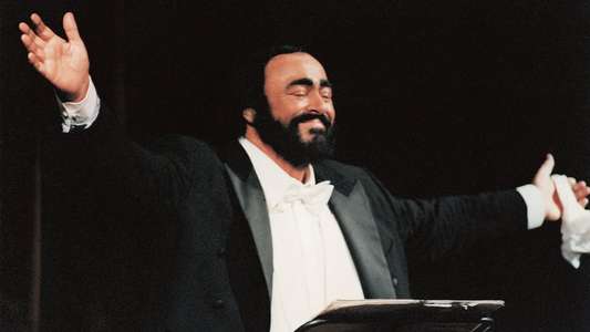 Pavarotti - Backdrop