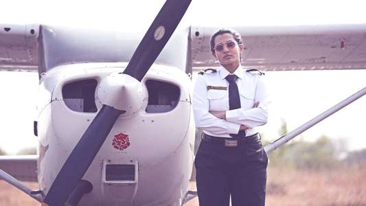 Uyare - Backdrop