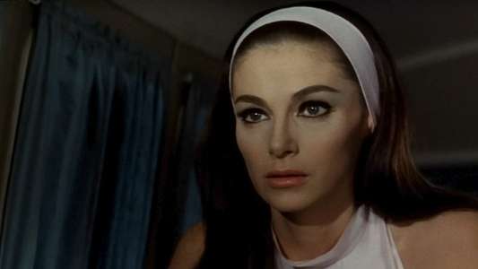 OSS 117: Panic in Bangkok - Backdrops