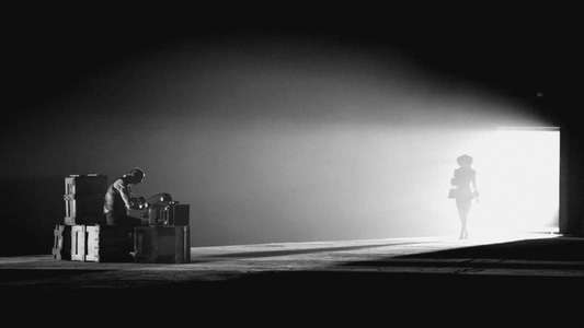 Curtiz - Backdrop