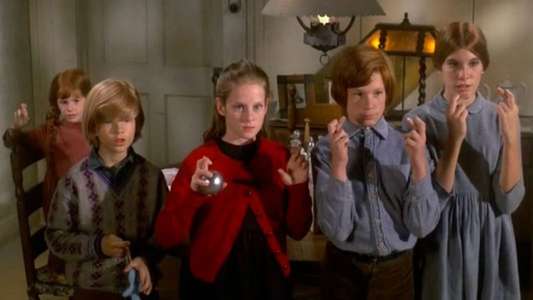 The Homecoming: A Christmas Story - Backdrops