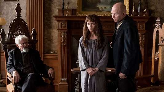 Escaping the Madhouse: The Nellie Bly Story - Backdrop