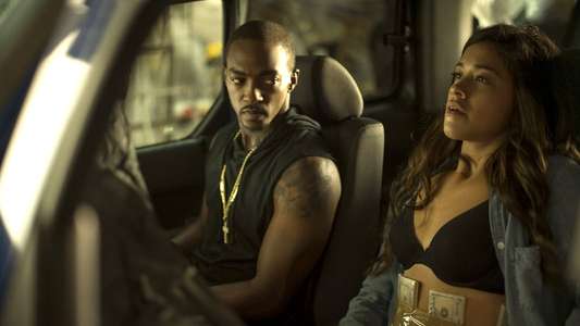 Miss Bala - Backdrop