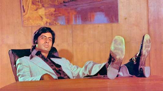 Deewaar - Backdrop