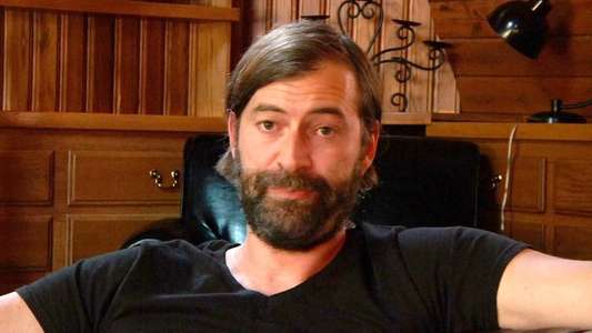 Creep 2 - Backdrop
