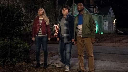 Goosebumps 2: Haunted Halloween - Backdrop