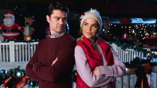 Four Christmases and a Wedding - Backdrop