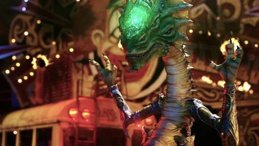 Chuck Steel : Night of the Trampires - Backdrop