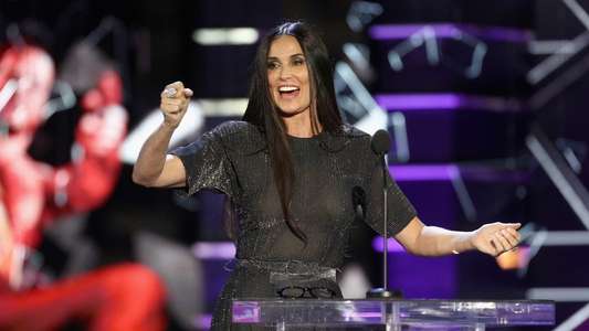 Comedy Central Roast of Bruce Willis - Backdrop