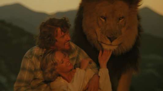 Roar - Backdrop