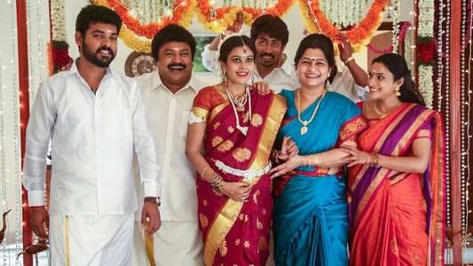 Mannar Vagaiyara - Backdrop