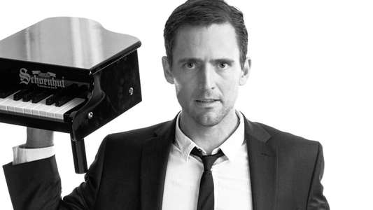 Owen Benjamin: Huge Pianist - Backdrop