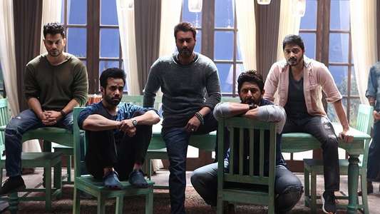 Golmaal Again - Backdrops