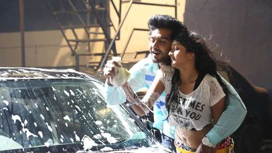 Aayirathil Iruvar - Backdrop