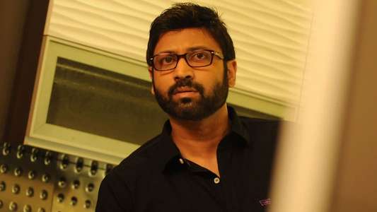 Malli Raava - Backdrop