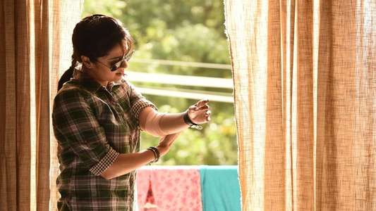 Magalir Mattum - Backdrop