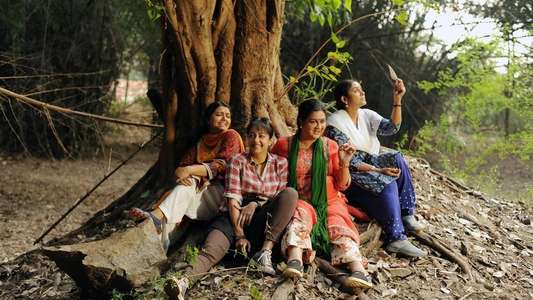 Magalir Mattum - Backdrop