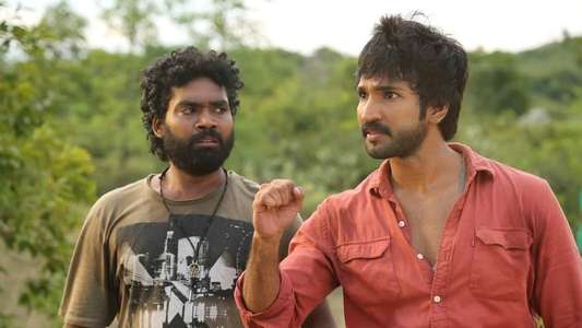 Maragadha Naanayam - Backdrops