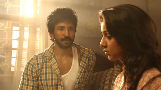 Maragadha Naanayam - Backdrops