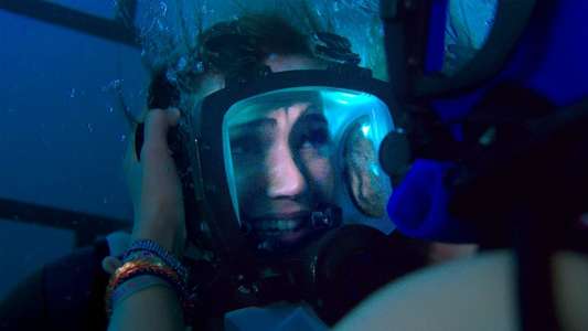 47 Meters Down - Backdrop