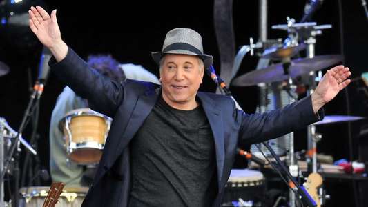 Paul Simon: The Concert in Hyde Park - Backdrop