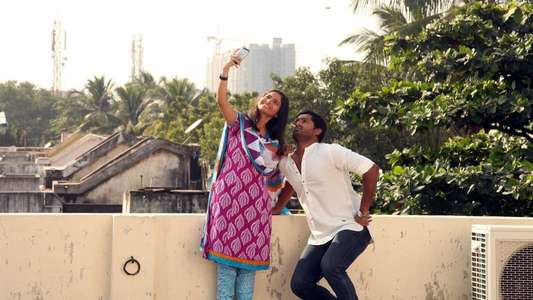 Kadhal Kasakuthaiya - Backdrop