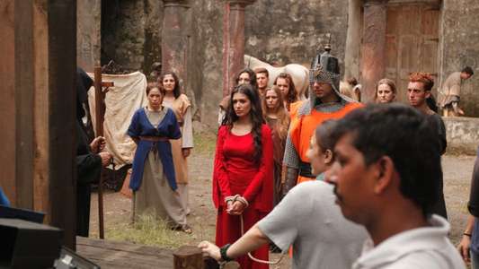 Dobaara: See Your Evil - Backdrop