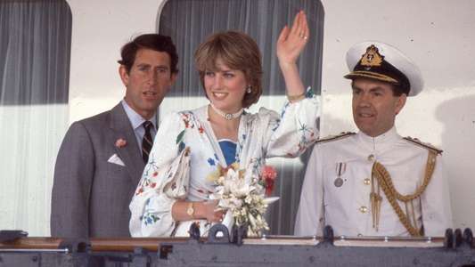 Diana: In Her Own Words - Backdrops