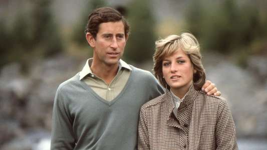 Diana: In Her Own Words - Backdrops