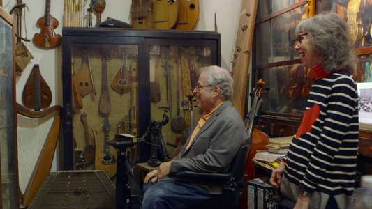 Itzhak - Backdrop