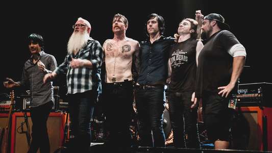 Eagles of Death Metal - I Love You All The Time: Live At The Olympia in Paris - Backdrop