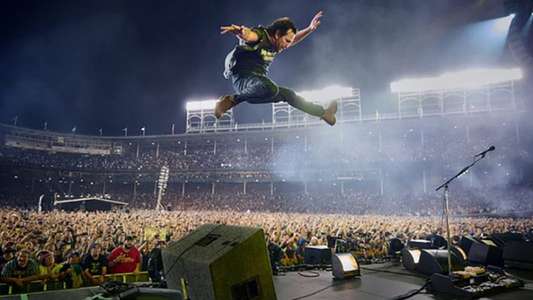 Pearl Jam: Let's Play Two - Backdrop
